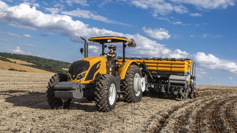 Tractor Valtra A4